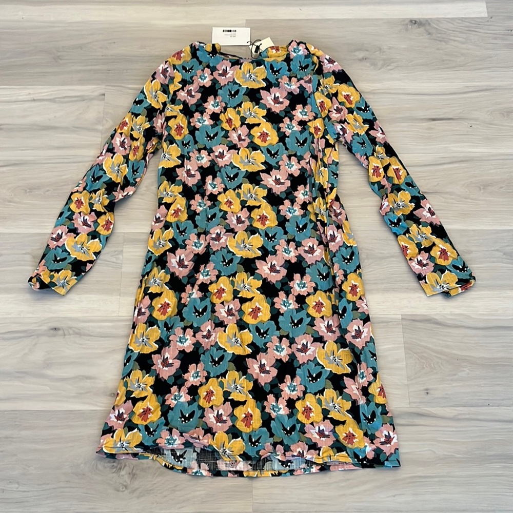 Pepaloves Floral Dress (Size Medium)